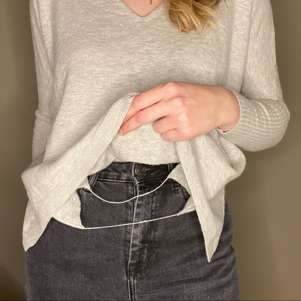 Babaton Baylor Sweater - Picture 5 of 6